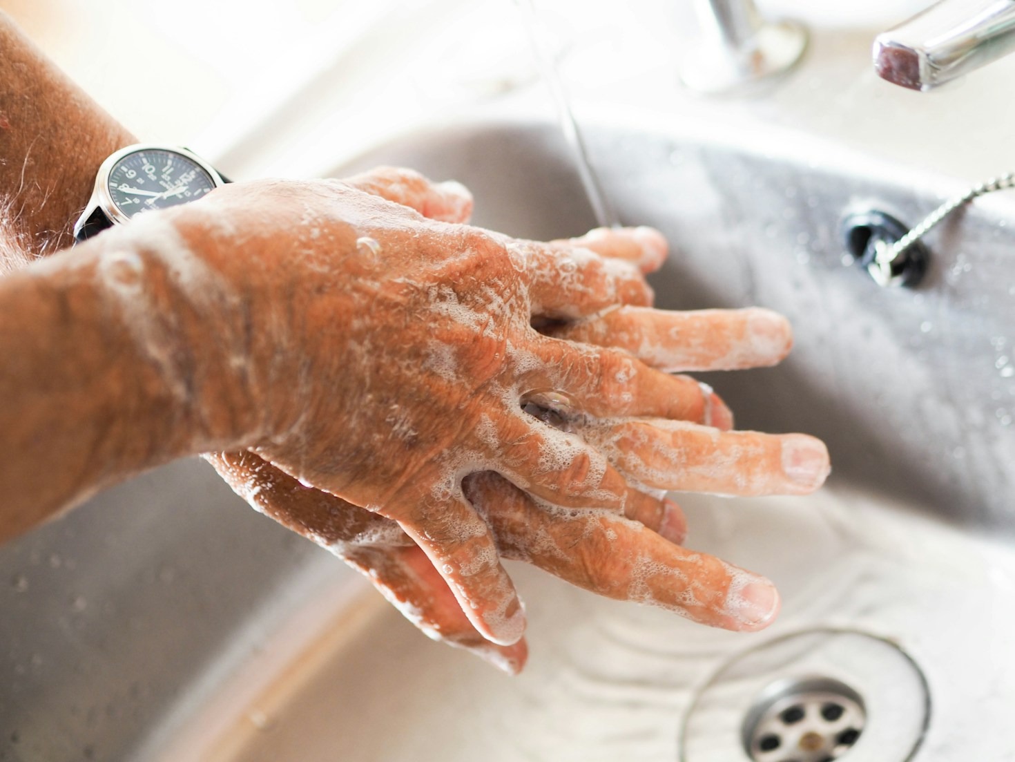 Balancing Privacy and Safety in Modern Food Service